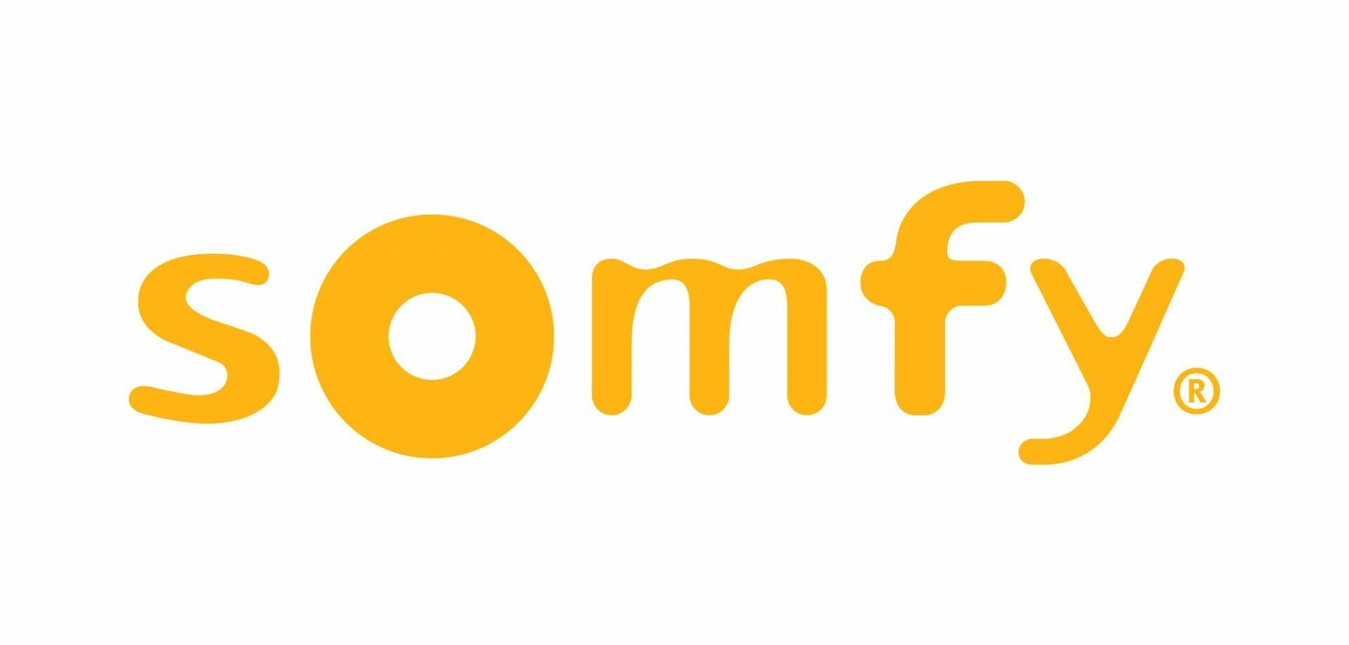 Logo Somfy sur fond blanc.